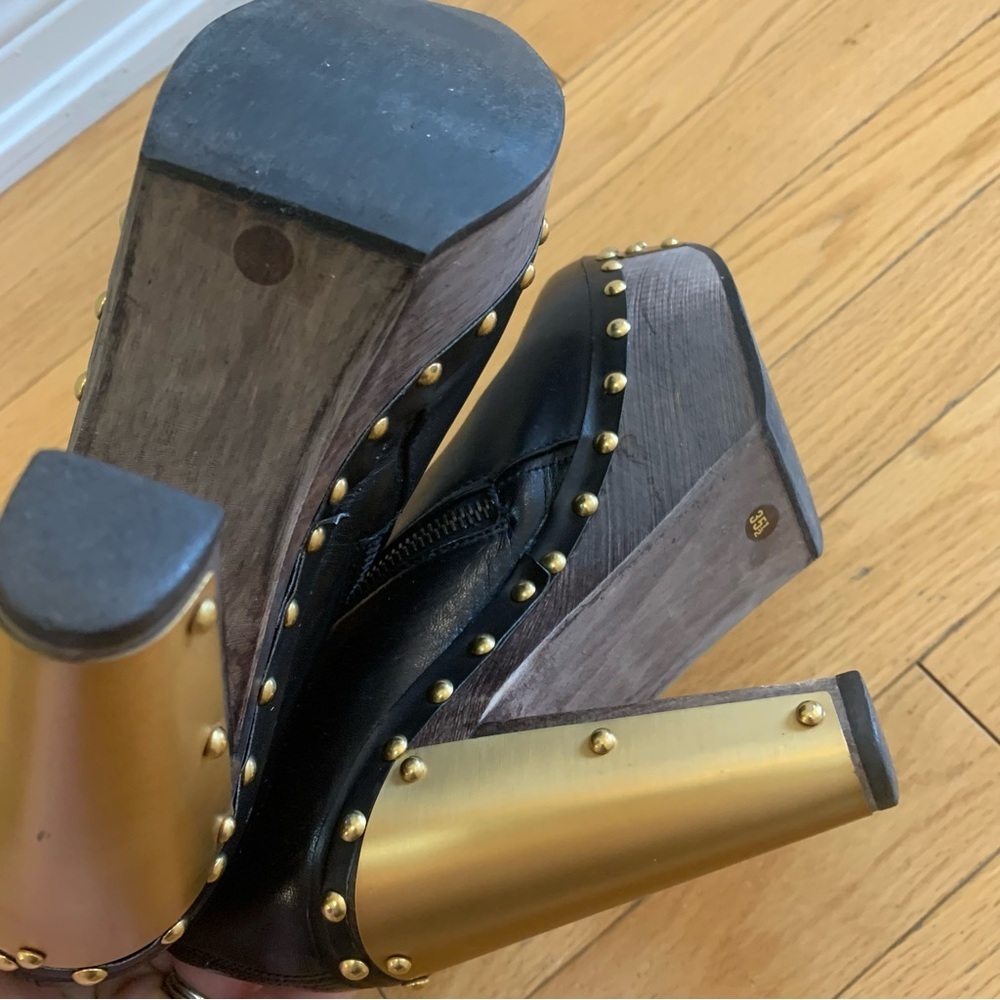 Miu Miu Black Heeled Boots with Chunky Heel and Studded‎ Detailing - Picture 7 of 9